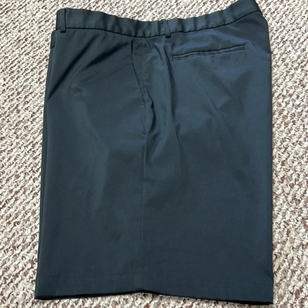 Nike Golf shorts‎